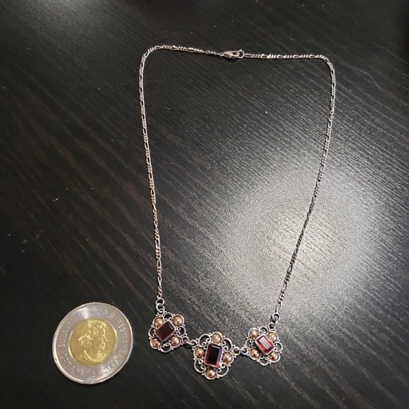 Vintage necklace 925 silver with brass inlay and three garnet stones - Picture 5 of 7
